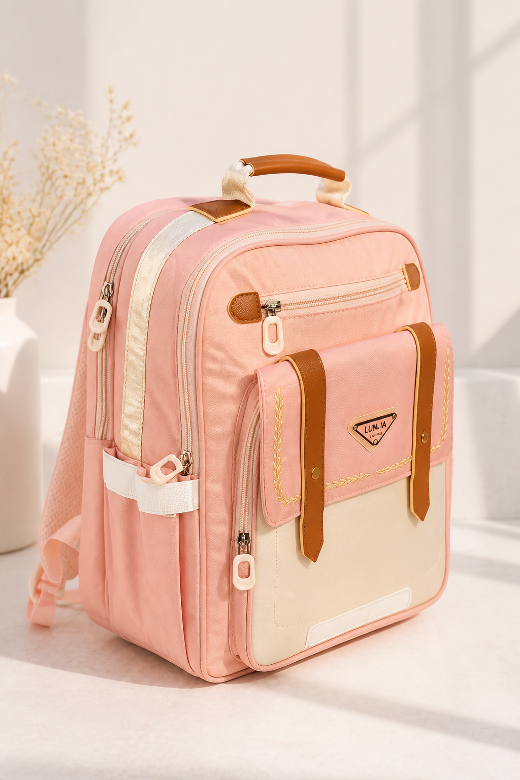 🎒 Le sac à dos scolaire qui allie élégance, confort et praticité ! ✨